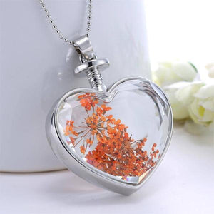 Classic Love Heart Dry Flower Necklace